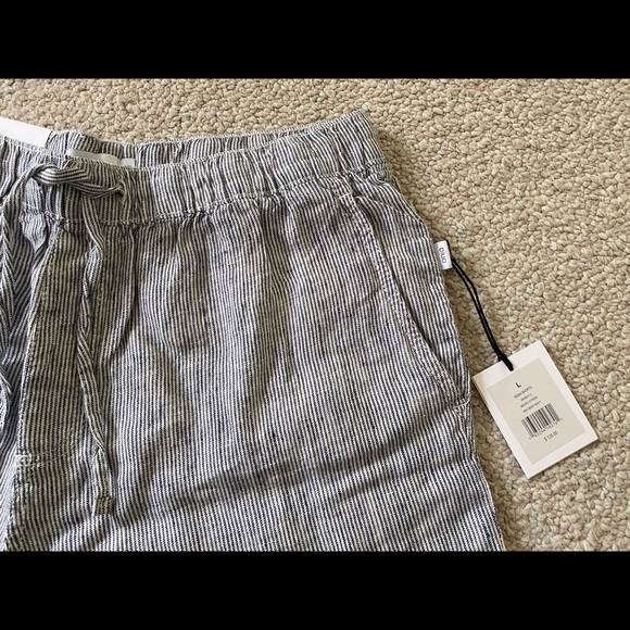 Onia Noah Shorts Linen Micro Stripe Drawstring - Picture 3 of 4